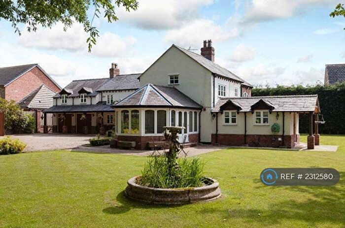 4 Bedroom Detached House To Rent In Darland Lane, Rossett, Wrexham, LL12