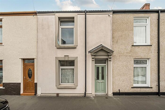 4 Bedroom Property For Sale In Fleet Street, Sandfields, Swansea, SA1