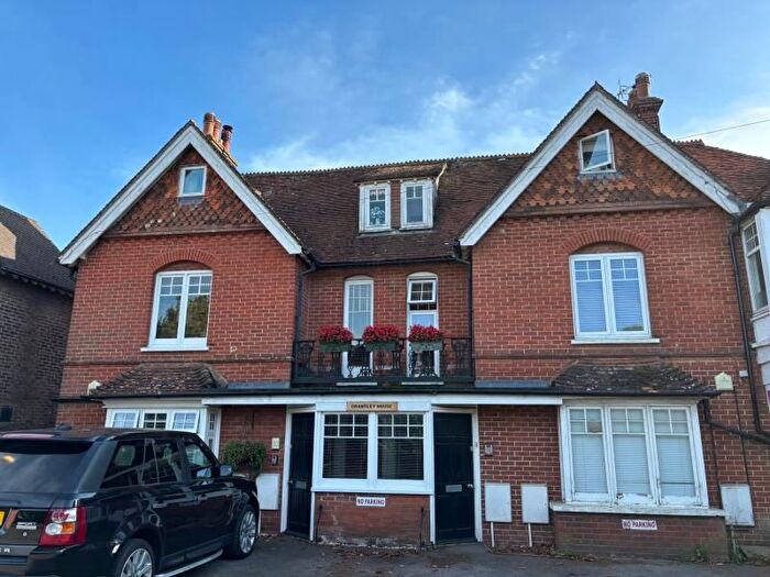 1 Bedroom Flat To Rent In The Common, Cranleigh, GU6