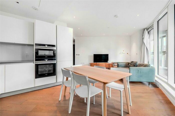 1 Bedroom Apartment To Rent In Sophora House, Queenstown Road, London, SW11