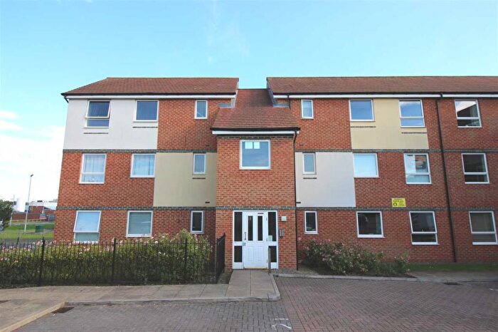 2 Bedroom Flat To Rent In Hindmarsh Drive, Barley Rise, Ashington, NE63
