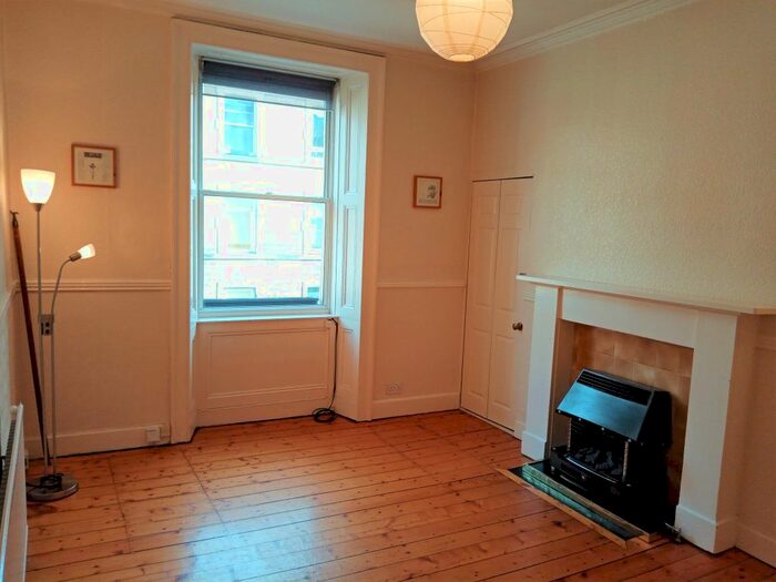2 Bedroom Flat To Rent In Thorntree Street, Edinburgh, EH6