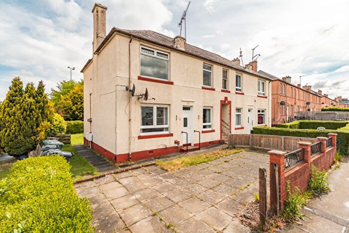 2 Bedroom Flat For Sale In Stenhouse Avenue, Edinburgh, EH11