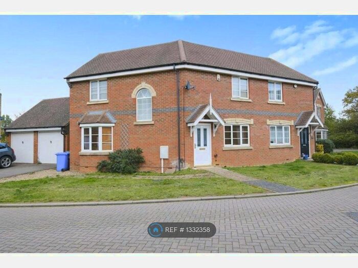 3 Bedroom Semi-Detached House To Rent In Cornflower Close, Grange Park, Northampton, NN4