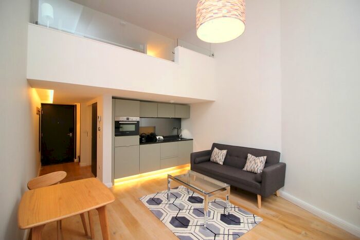 1 Bedroom Flat To Rent In Flat, Mcdonald Road, Broughton, Edinburgh, EH7