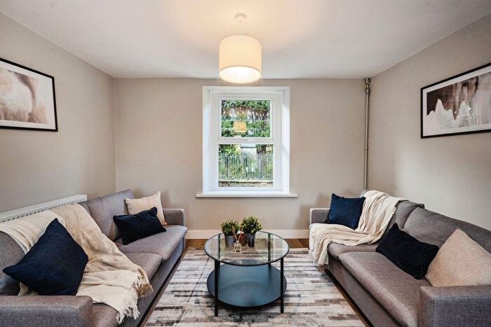 3 Bedroom Terraced House For Sale In Woodville Street, Pontarddulais, Swansea, SA4