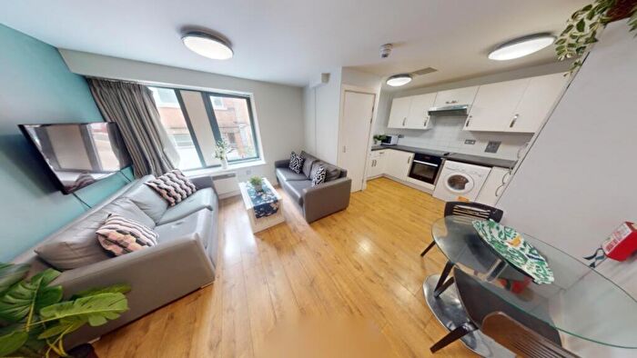 4 Bedroom Flat To Rent In Catherine House, Woolpack Lane, Nottingham, NG1