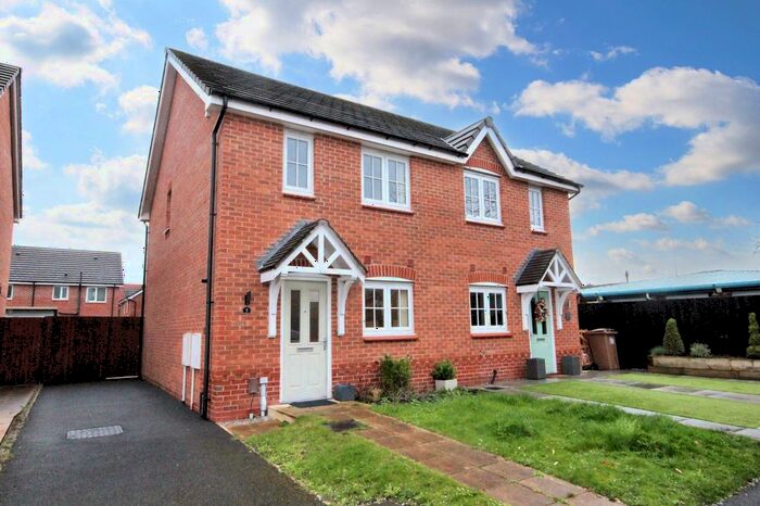 2 Bedroom Semi-Detached House To Rent In Skipton Close, Newton-Le-Willows, WA12