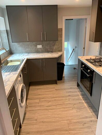 6 Bedroom Maisonette To Rent In Bayswater Road, Newcastle Upon Tyne, Tyne And Wear, NE2