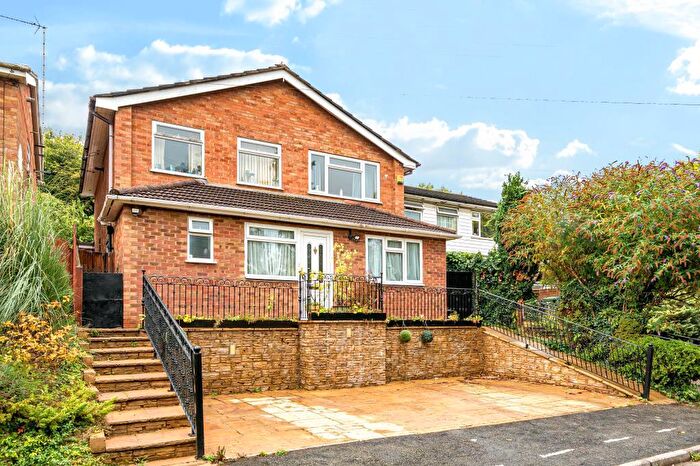 5 Bedroom Detached House For Sale In High Wycombe, Buckinghamshire, HP11