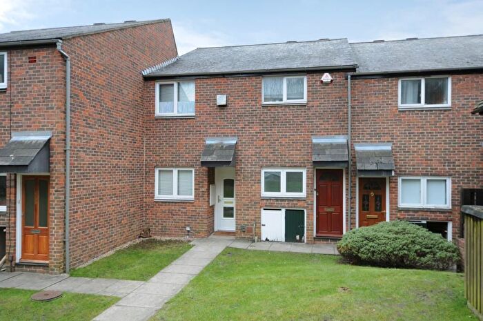 1 Bedroom Maisonette To Rent In Thirlmere Gardens, Northwood, HA6