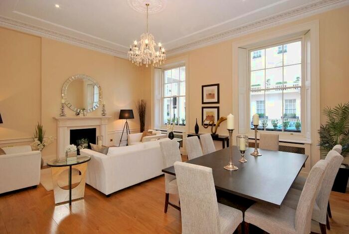3 Bedroom Flat To Rent In West Eaton Place, Knightsbridge, SW1X