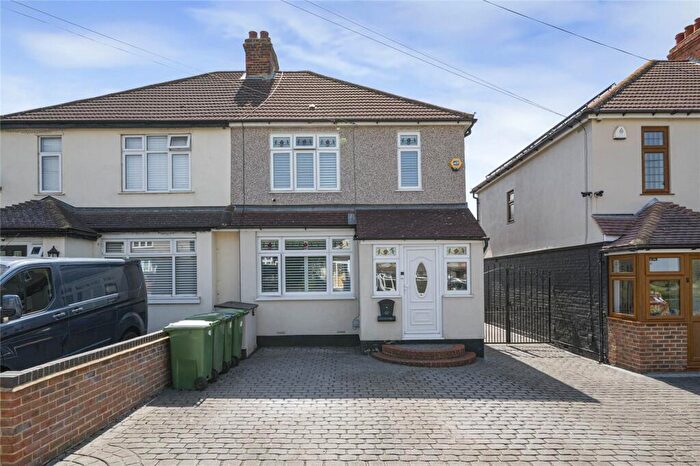 3 Bedroom Semi-Detached House For Sale In Rippersley Road, Welling, Kent, DA16
