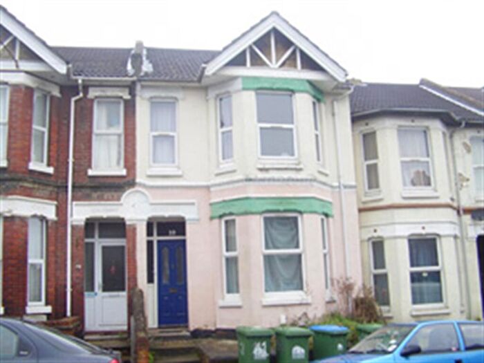 7 Bedroom House To Rent In Tennyson Road, Portswood, Southampton, SO17