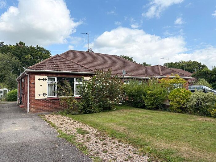 2 Bedroom Bungalow For Sale In Malthouse Lane, Burgess Hill, RH15