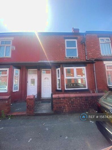 2 Bedroom Terraced House To Rent In Brook Avenue, Manchester, M19