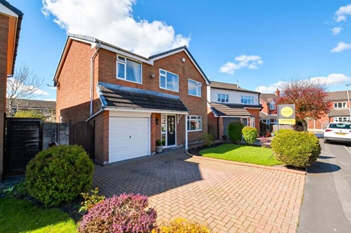 4 Bedroom Detached House For Sale In Riding Close, Astley, M29