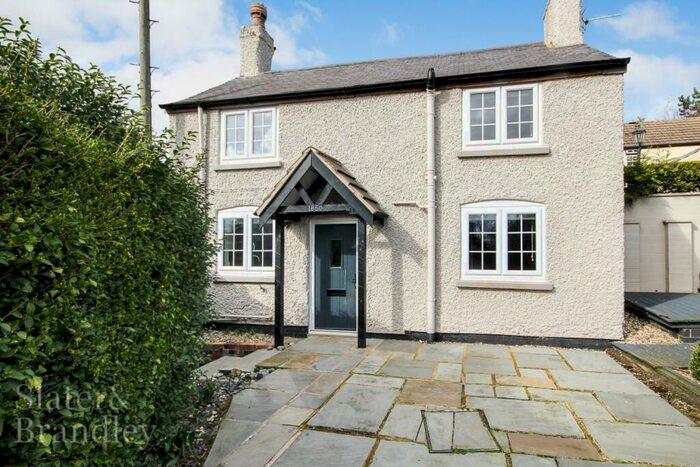 2 Bedroom Cottage To Rent In Main Street, Wysall, Nottingham, Nottinghamshire, NG12