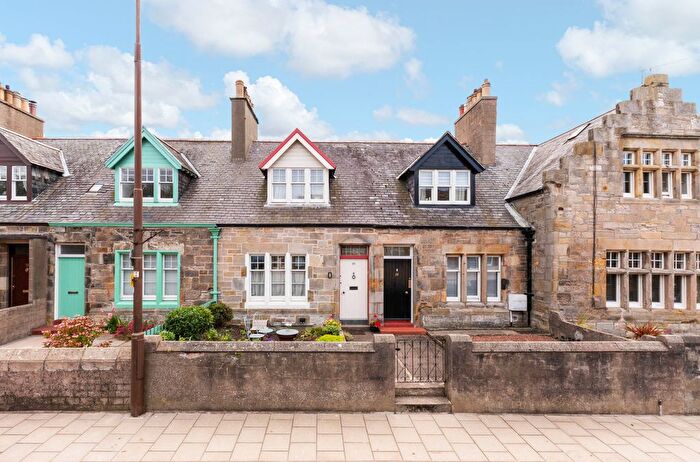 3 Bedroom Terraced House For Sale In Elcho Place, Port Seton, EH32