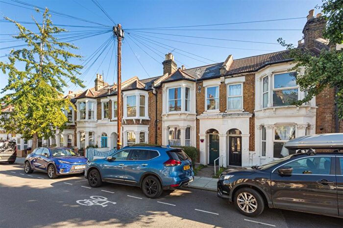 1 Bedroom Flat To Rent In Adys Road, London, SE15