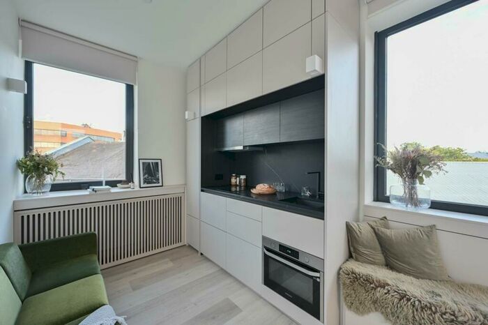 Studio To Rent In The Heights, Harrow On The Hill, Harrow, HA1