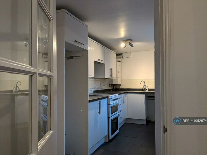 3 Bedroom End Of Terrace House To Rent In Vincent Gardens, Sheerness, ME12