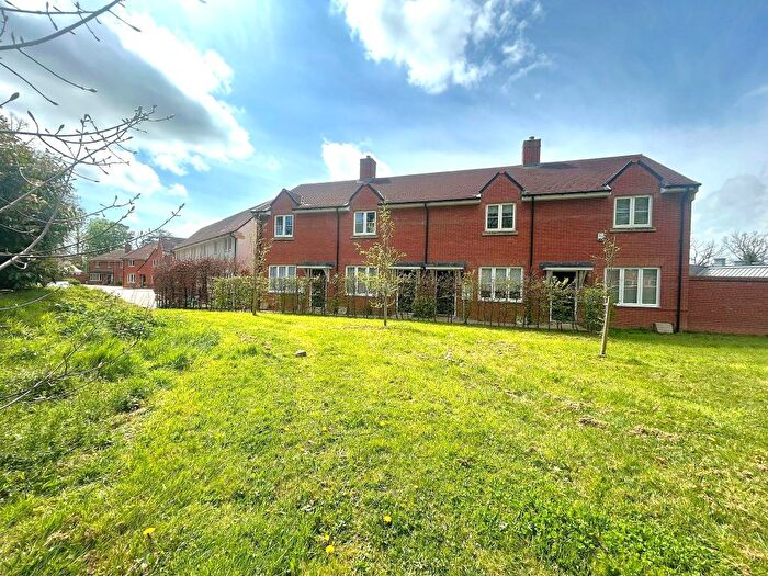 2 Bedroom Terraced House For Sale In Willow Crescent, Colchester, CO4
