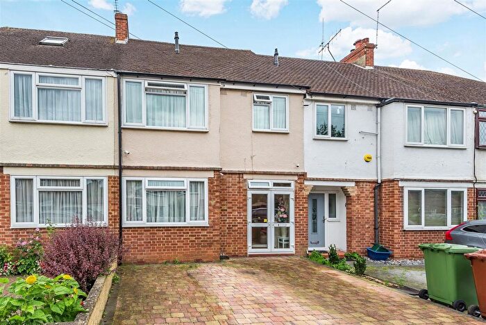 3 Bedroom Terraced House For Sale In Albert Road, Epsom, KT17