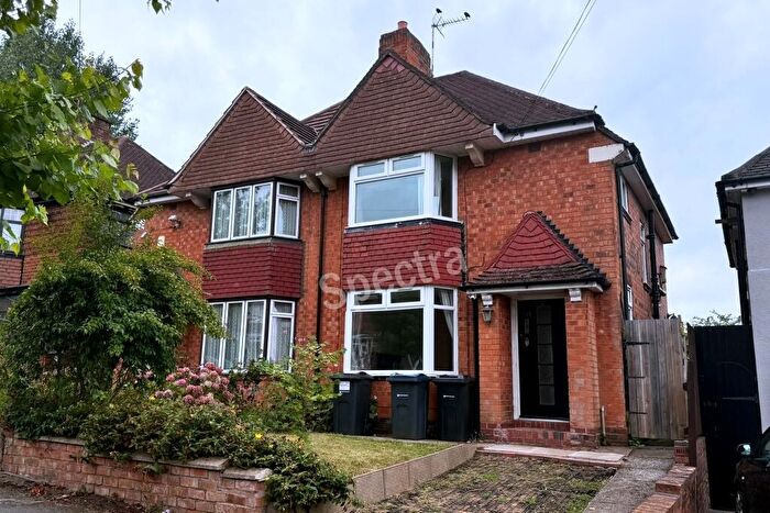 2 Bedroom Terraced House To Rent In Newlands Road, Stirchley, B30