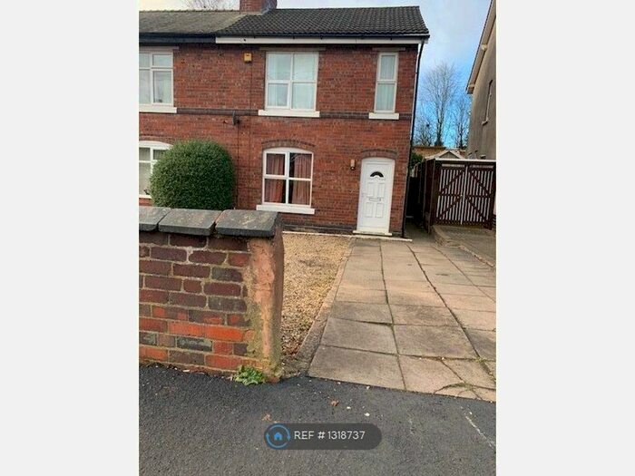 3 Bedroom Semi-Detached House To Rent In Stafford Road, Cannock WS11