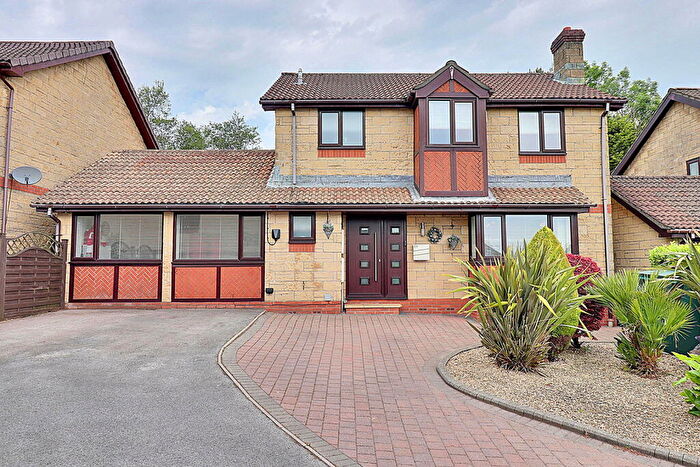 4 Bedroom Detached House For Sale In Cardinal Drive, Lisvane, Cardiff, CF14