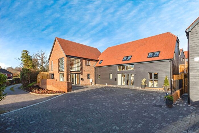 4 Bedroom Semi Detached House For Sale In Highgate Hill, Hawkhurst, Kent, TN18