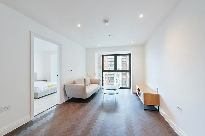 1 Bedroom Flat To Rent In Halcyon House, Royal Eden Docks, E16