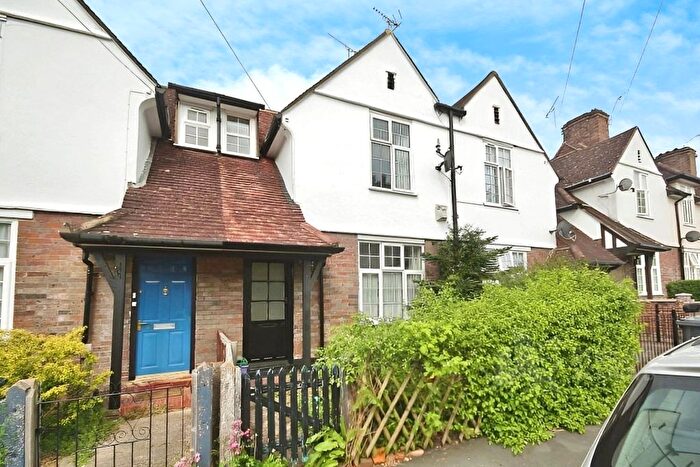 3 Bedroom Terraced House To Rent In Cline Road, Guildford, Surrey, GU1