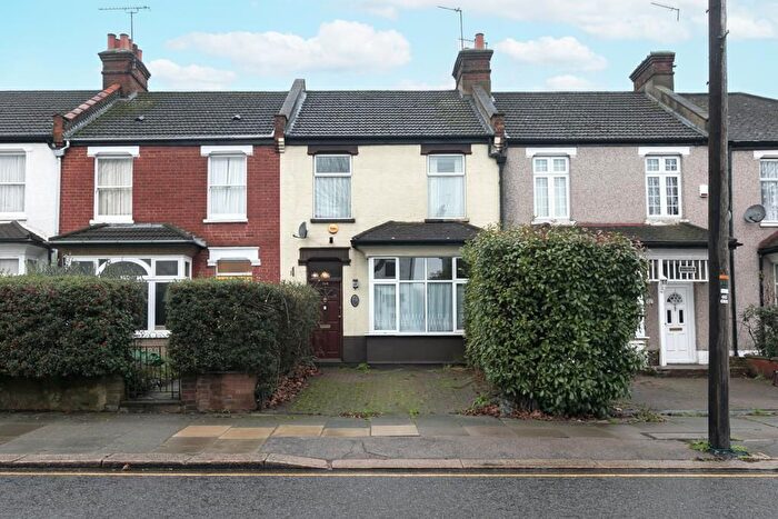 3 Bedroom Terraced House For Sale In Wellington Road, Enfield, EN1