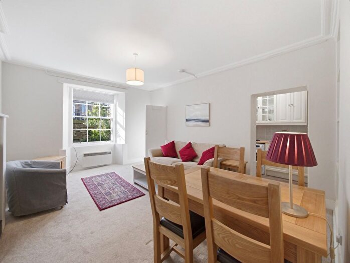1 Bedroom Flat For Sale In A Dundas Street, Edinburgh, EH3