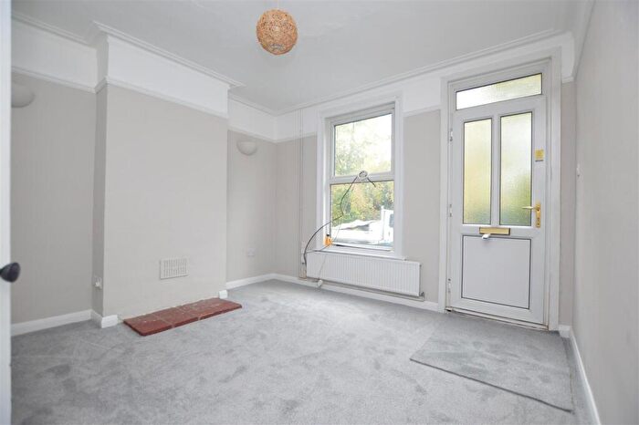 3 Bedroom Terraced House To Rent In Bowthorpe Road, Norwich, NR2