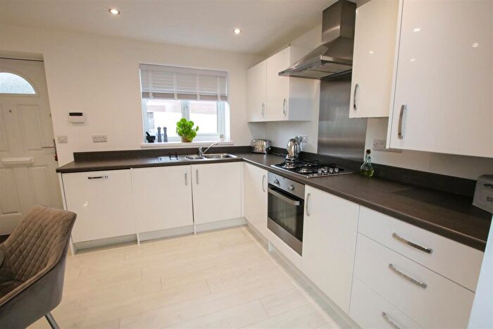 2 Bedroom Semi-Detached House For Sale In Bryndale Close, Bircotes, Doncaster, DN11