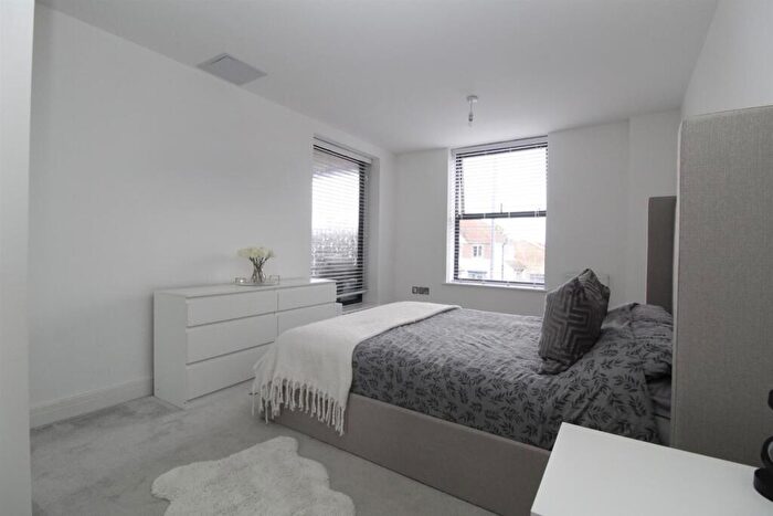 2 Bedroom Flat For Sale In Charles Court, Margate, CT9
