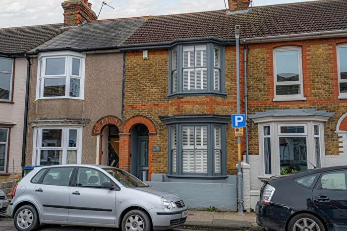 3 Bedroom Terraced House To Rent In Regent Street, Whitstable, Kent, CT5