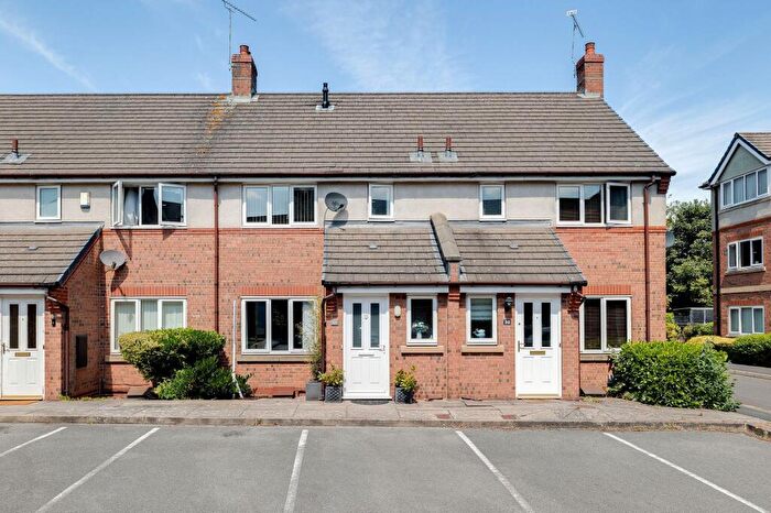 3 Bedroom Terraced House For Sale In Duchess Place, Chester, CH2