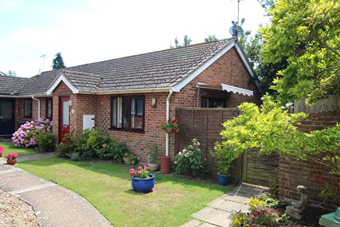 2 Bedroom Semi-Detached Bungalow To Rent In Bramley Close, Brabourne, TN25