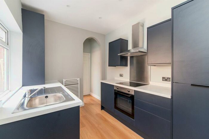 2 Bedroom Flat To Rent In Ash Grove, Wallsend, Tyne And Wear, NE28