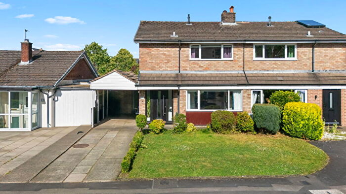 3 Bedroom Semi-Detached House For Sale In Ellerbrook Drive, Burscough, L40
