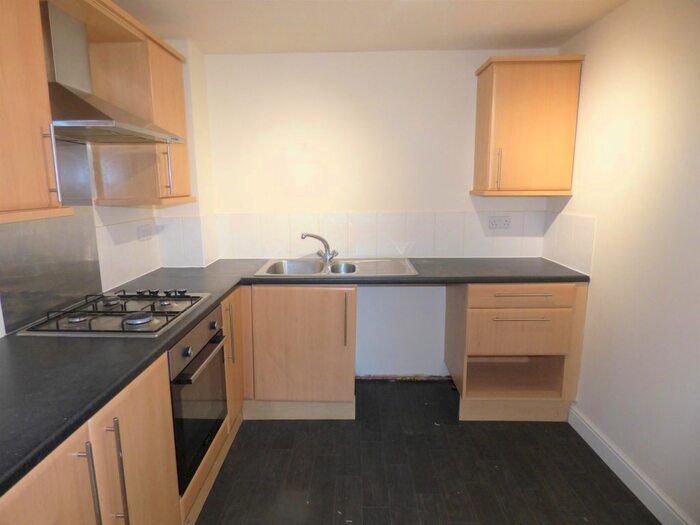 2 Bedroom Flat To Rent In 14 Bolton Brow, Sowerby Bridge HX6