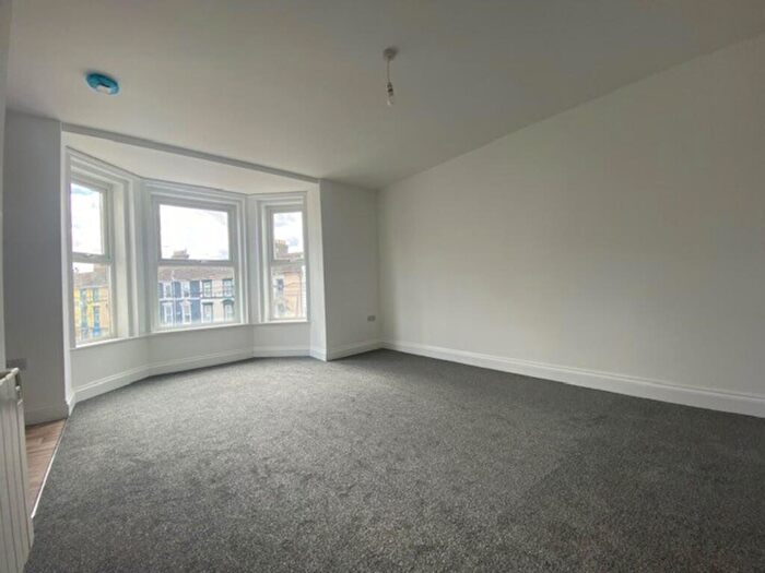 2 Bedroom Flat To Rent In Regent Road, Great Yarmouth, NR30