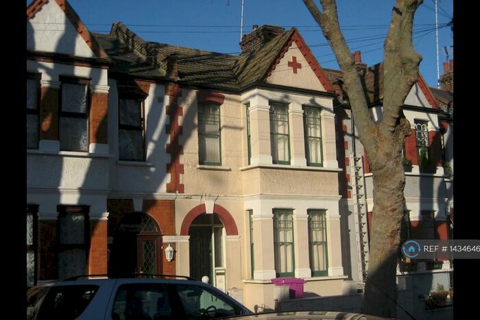 4 Bedroom Terraced House To Rent In Ridgdale Street, London, E3