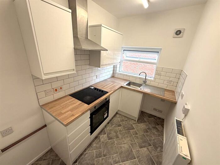 1 Bedroom Apartment To Rent In Flat Highgate House, Parkfield Road, Stourbridge, DY8