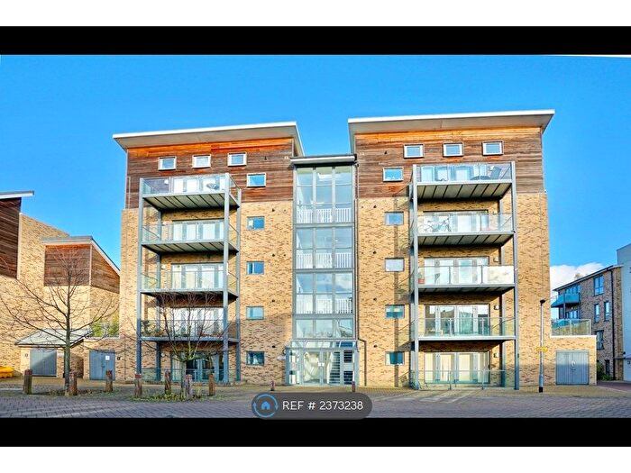 2 Bedroom Flat To Rent In Scholars Walk, Cambridge, CB4