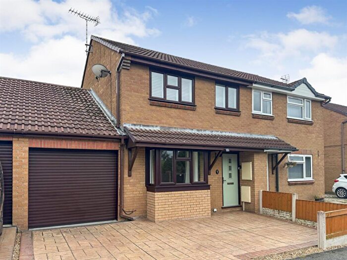 3 Bedroom Semi-Detached House To Rent In Nefyn Close, Connahs Quay, Deeside, Flintshire, CH5